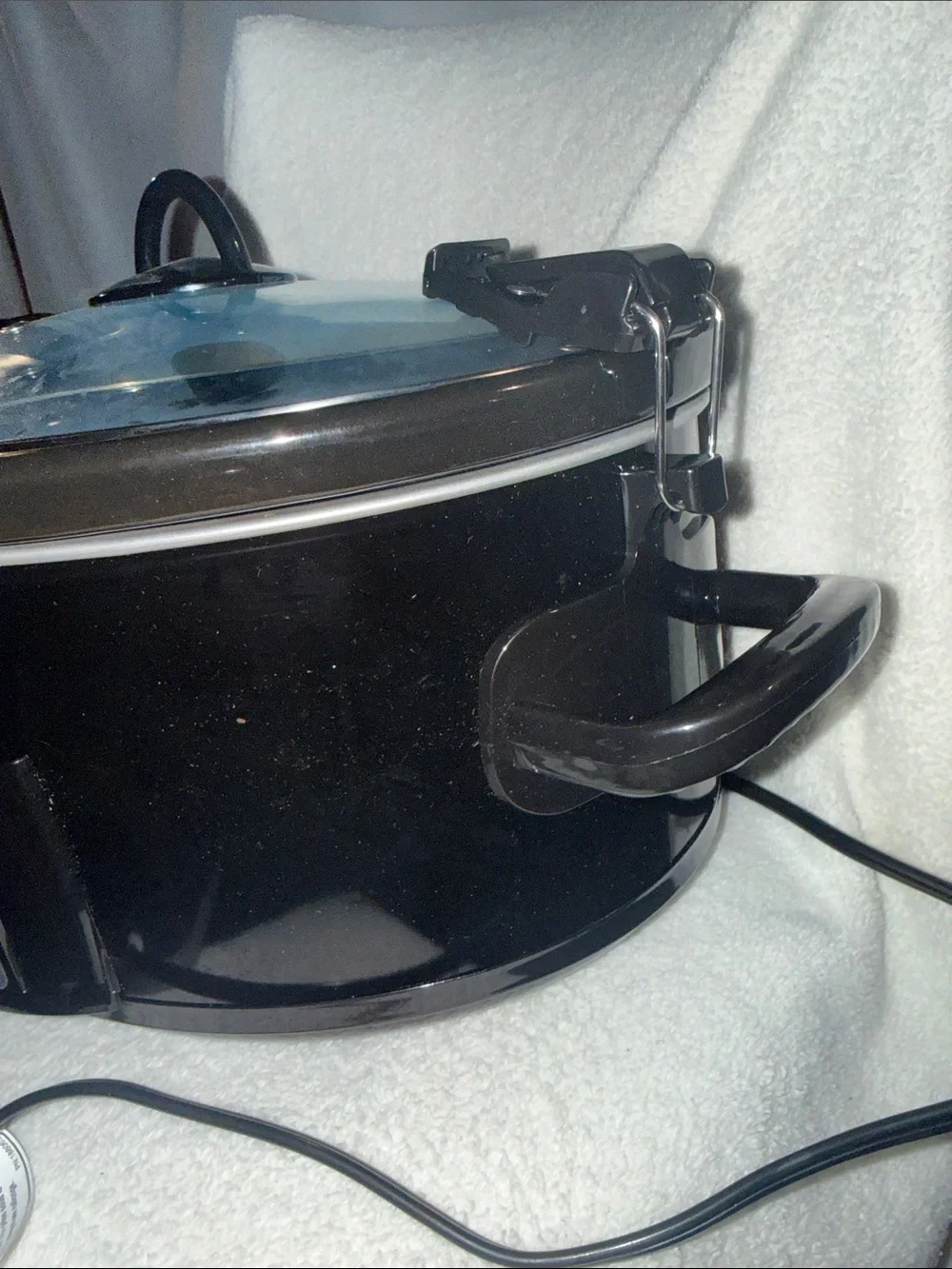Crock-Pot Programmable 7-Quart Cook & Carry Slow Cooker - Black